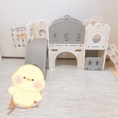 室内 屋外 すべり台の画像