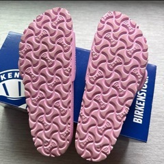 BIRKENSTOCK ピンク サンダル 36の画像