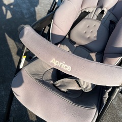 Aprica ベビーカーの画像