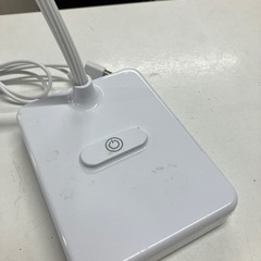 I2509-202 USB給電式デスクLEDライト 点灯確認済み 中古の画像