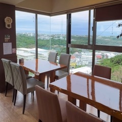 ひっそりcafe de ひっそりmarché