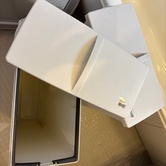 30ℓゴミ箱2つの画像