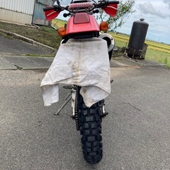 ホンダ  XR250R
の画像
