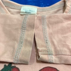 【エルフィンドール】いちご柄トップス【80】の画像