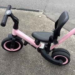 三輪車からストライダーへの画像