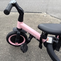 三輪車からストライダーへの画像