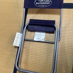 パイプチェアの画像