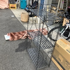 A-026🤩スチールラック‼️屋外、屋内可愛い洋風ですの画像