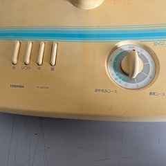 J091003 東芝 扇風機 F-227 30cmの画像