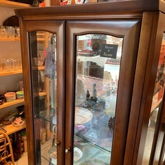 店舗・出張買取実施中★両開き　木製キャビネット　飾り棚　ガラス一段なしの画像