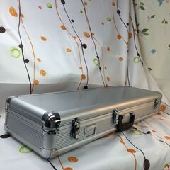新品未使用9.500円　沖縄三線専用　一丁入アルミハードケース　頑丈さ抜群ですの画像