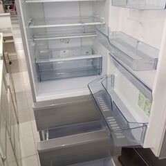 ★リユースのサカイ千葉中央店★ AQUA 冷蔵庫 355L 19年製 動作確認／クリーニング済み TC4562の画像