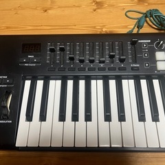 NOVATION  Keyboard  Launchkey 61MK2の画像