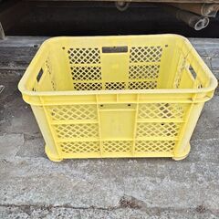 収穫用コンテナボックス　コンテナ　カゴ