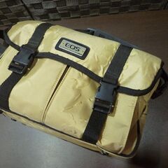 カメラバッグ キヤノン EOS ベージュ ショルダーバッグ 中古 Canon 札幌市東区 新道東店の画像