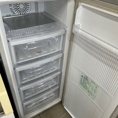 受付終了　Panasonic 冷凍庫 121L　　の画像