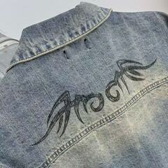 Balenciaga  FW24 サンスクリット文字トーテムプリントデニムジャケットの画像