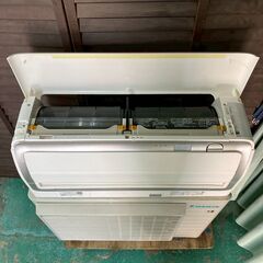 K06488 中古エアコン ダイキン 2021年製 主に26畳用 冷房能力 8.0KW / 暖房能力 9.5KWの画像