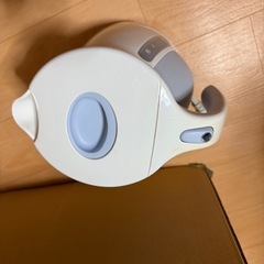 T-fal 電気ケトル（取説付き）の画像