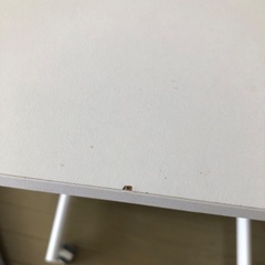 ガス圧昇降テーブル　ホワイトの画像