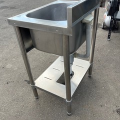 使用期間僅か！ 業務用 一層シンク ステンレス製 W600 D450 H900 シンクの縁H800 下部棚板あり 中古品 ④の画像