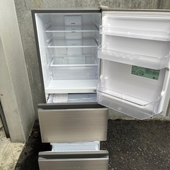 日立 冷蔵庫 265L R-27NVシャンパン 3ドア 右開き HITACHI 冷凍冷蔵庫 スリム 幅54cm 冷蔵庫の画像