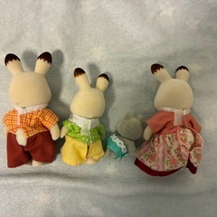 シルバニア　人形4点の画像