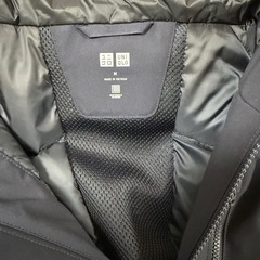 UNIQLO フード付きジャケット／メンズ M（ネイビー）の画像