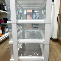 ♪シンプルデザインの三段のプラチェスト♪の画像