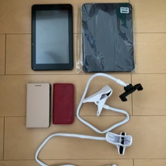 付属品200点以上🍎iPhoneSE2(第2世代) 256GB。スマートリング、スマートウォッチ、VRゴーグル、Androidタブレット、ワイヤレスイヤホンなど付属。新品未使用多数📱の画像