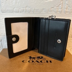 コーチ　二つ折り財布　新品の画像