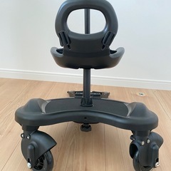 ベビーカーステップボード(ハンドル、サドル付き) の画像