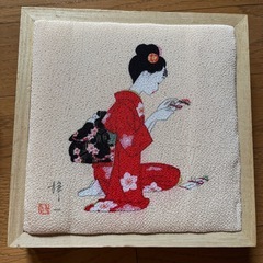 和風の木製小物入れの画像
