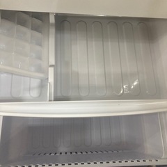 取りに来れる方限定！SHARPの２ドア冷蔵庫です！の画像
