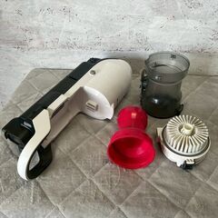 Panasonic 電気掃除機 MC-SU120A 2014年製 動作確認済 掃除機 スティッククリーナー サイクロン ホワイト パナソニック Y2225の画像