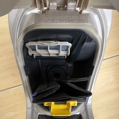 【REGASTOCK 川崎店】三菱電機 紙パック式掃除機 Be-K(ビケイ) ゴールド TC-FXE8P-N　2015年製の画像