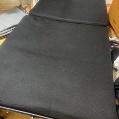 折りたたみベッドの画像