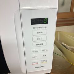 【配達無料】フラット式 電子レンジ 2024年製 KMB-F186-W 動作品（お持ち帰りは5000円）の画像