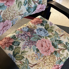 H2509-136 高座椅子 花柄 中古美品の画像