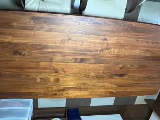 取引確定しました　6人掛けダイニングテーブル・ベンチ・キャスター付き回転チェア