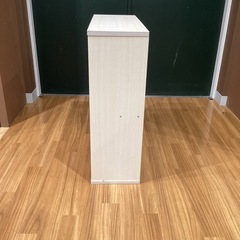 【トレファク神戸南店】スライド式本棚　ホワイト　です‼︎【取りに来られる方限定】の画像