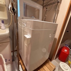 アイリスオーヤマ/天井突っ張りタイプのメタルラック/スチールラックの画像