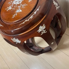 引っ越しセル螺鈿細工 唐木 花台 スツール サイドテーブル の画像