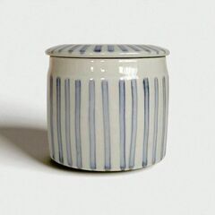 砥部焼　梅山窯　筒型蓋物　の画像
