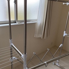 室内用洗濯物干しの画像