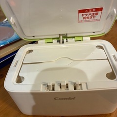 コンビ　おしりふきウォーマーの画像