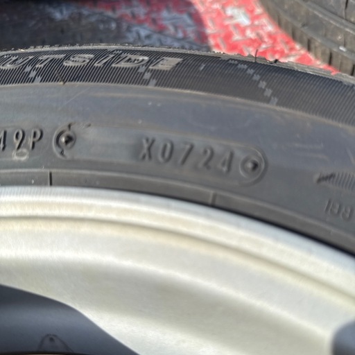 アルミホイール　175/65r14