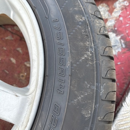 アルミホイール　175/65r14
