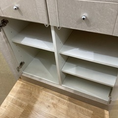 【トレファク高槻店】取りに来られる方限定！2枚扉の食器棚のご紹介です！の画像