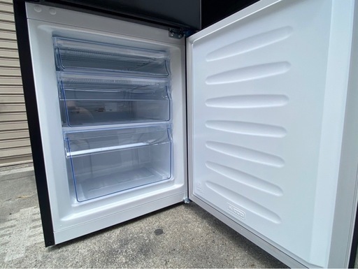 A698♠️2024年製?ハイセンス 冷凍冷蔵庫☆HR-D1701B ブラック 175L